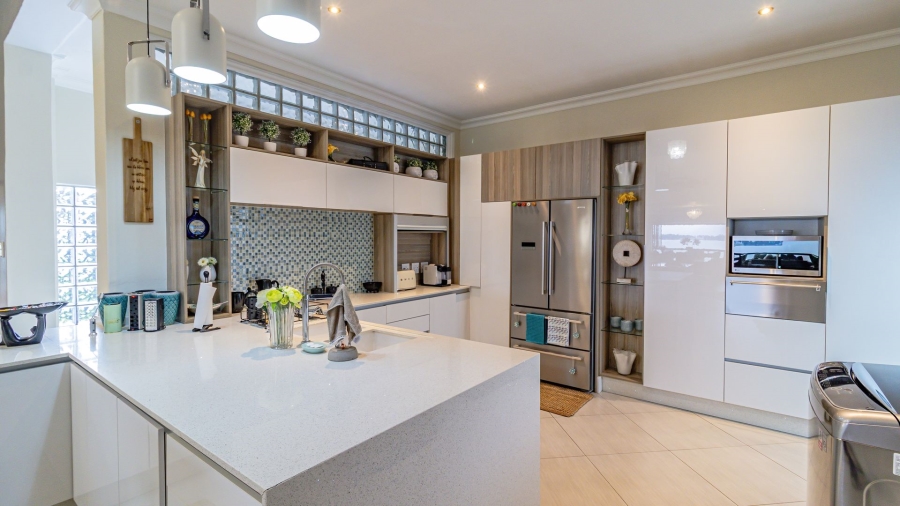 5 Bedroom Property for Sale in Oranjeville Free State